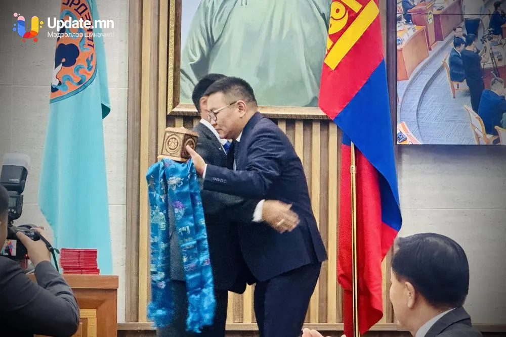 Орхон аймгийн ИТХ-ын даргаар Д.Мөнхбат улиран сонгогдлоо