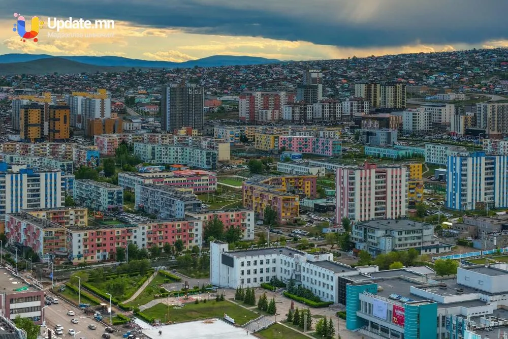 40 жилийн дараа А.Амар сайдын нэрэмжит төв талбайг иж бүрэн шинэчиллээ